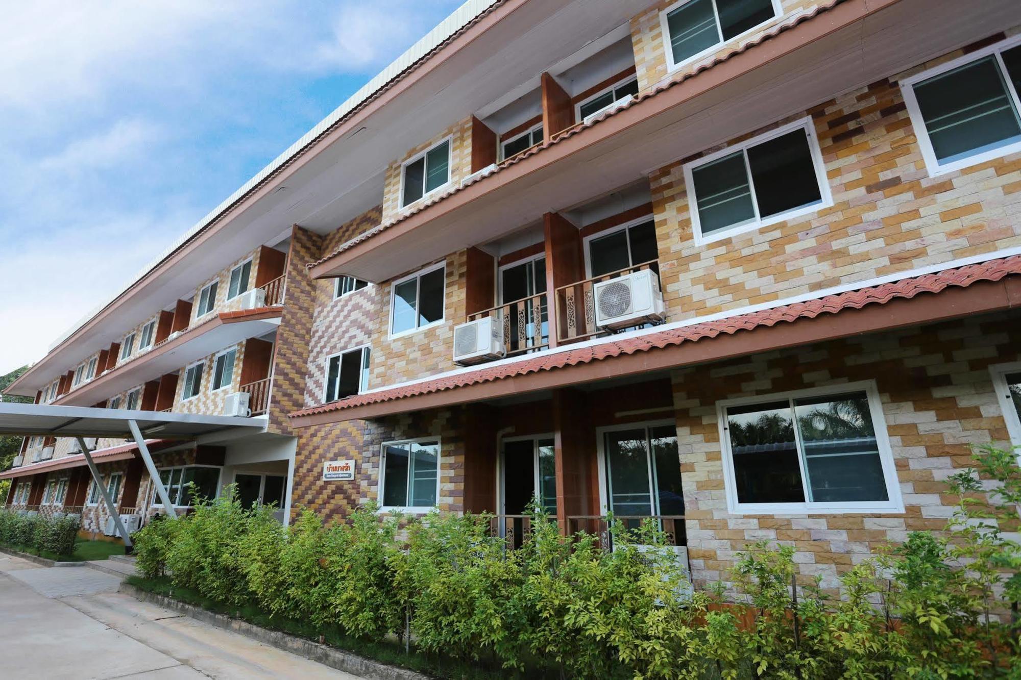 Baan Bangrak Residence Trang Bagian luar foto