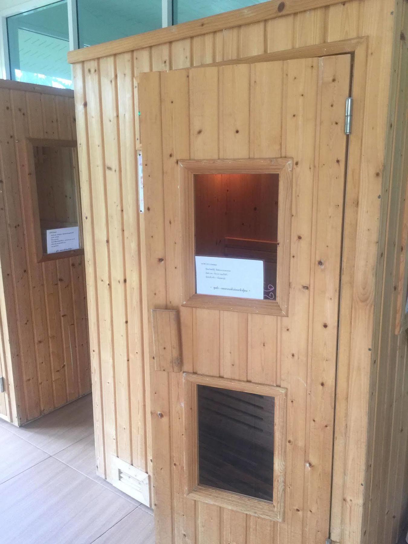 Baan Bangrak Residence Trang Bagian luar foto